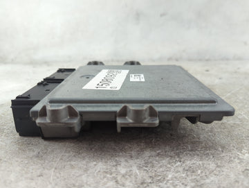 2017-2019 Ford Escape PCM Engine Control Computer ECU ECM PCU OEM P/N:HJ5A-12A650-MA FV6A-12B684-AB Fits 2017 2018 2019 OEM Used Auto Parts