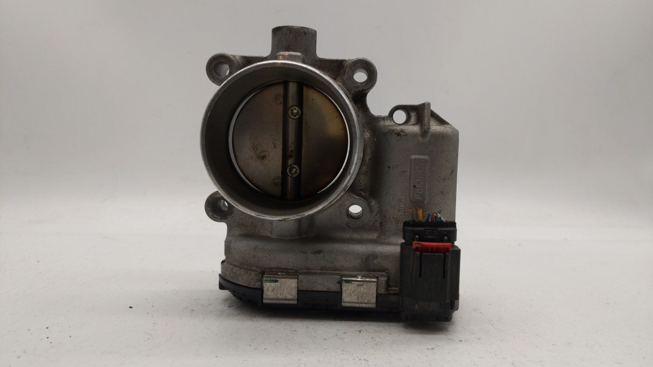 2017-2019 Ford Escape Throttle Body P/N:DS7E-9F991-BB Fits Fits 2014 2015 2016 2017 2018 2019 OEM Used Auto Parts - Oemuseda