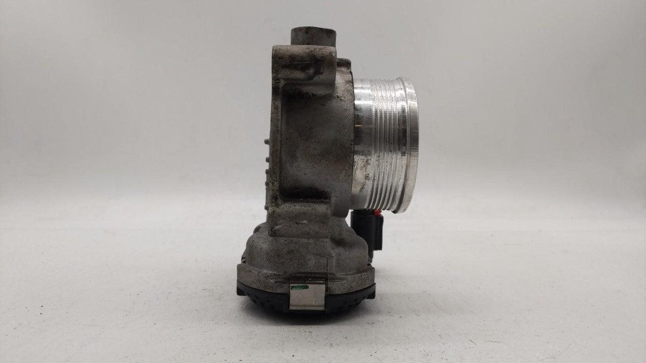 2017-2019 Ford Escape Throttle Body P/N:DS7E-9F991-BB Fits Fits 2014 2015 2016 2017 2018 2019 OEM Used Auto Parts - Oemuseda