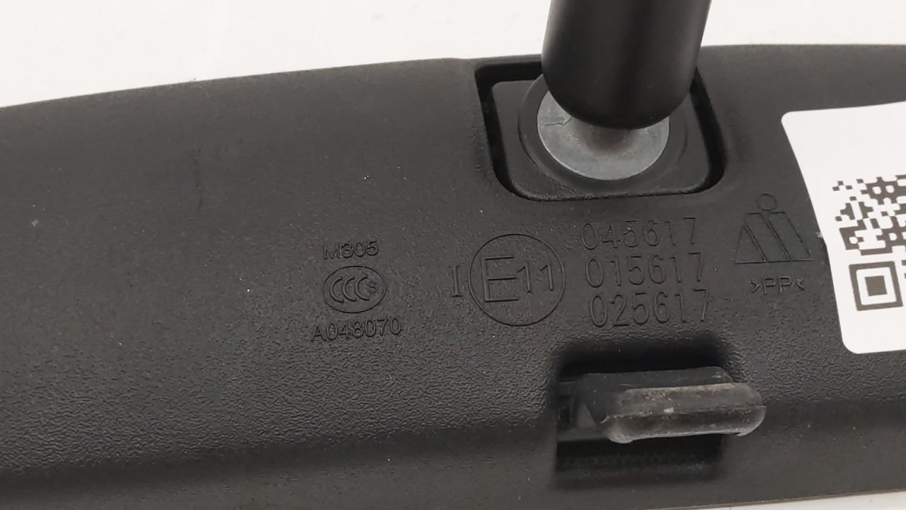 2017-2019 Ford Escape Interior Rear View Mirror Replacement OEM P/N:E11045617 Fits Fits 2015 2016 2017 2018 2019 OEM Used Au