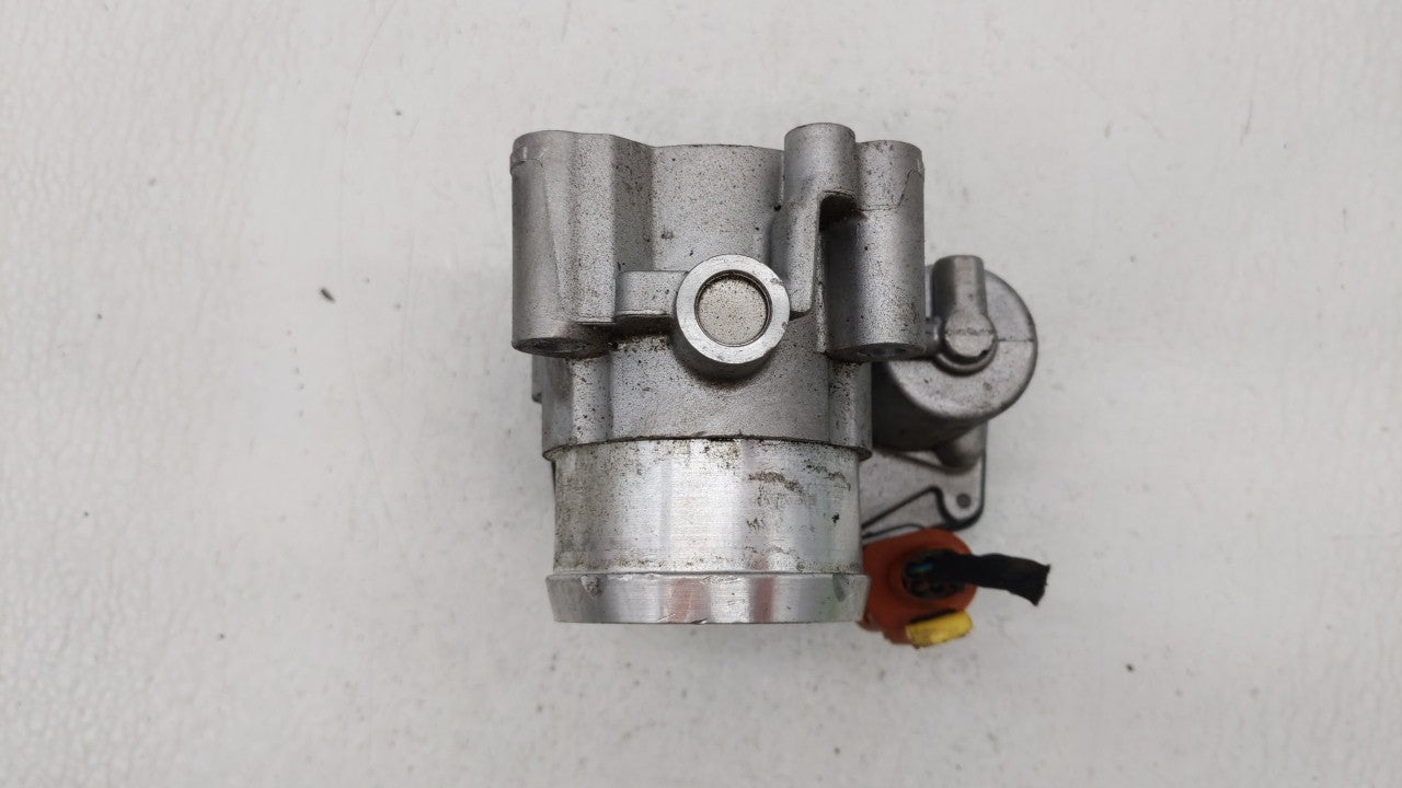 2017-2019 Ford Escape Throttle Body P/N:DS7G-9F991-BB DS7G-9E991-BB, DS7G-9F991-CA Fits Fits 2014 2015 2016 2017 2018 2019 O