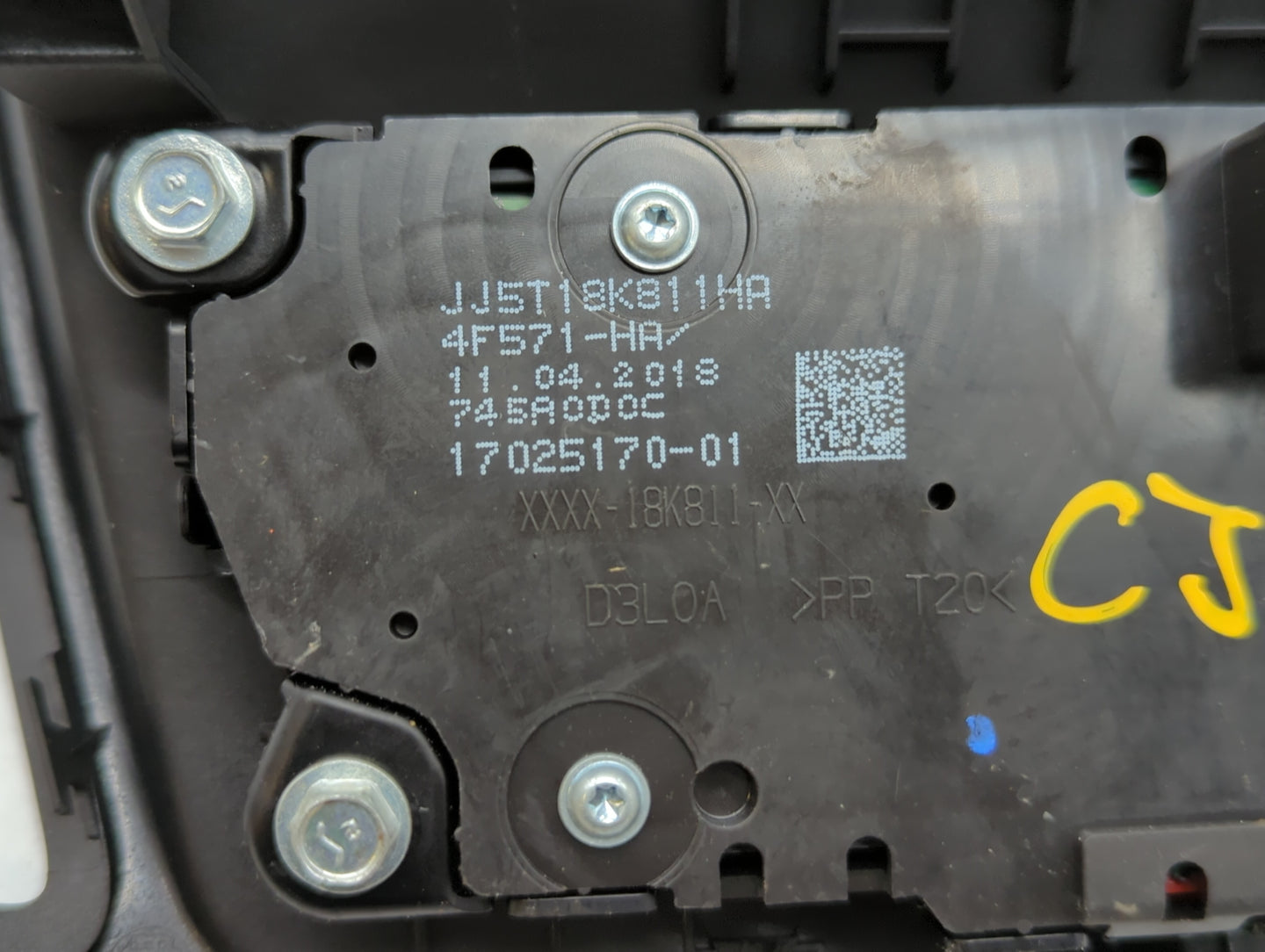 2017-2019 Ford Escape Radio Control Panel - Oemusedautoparts1.com