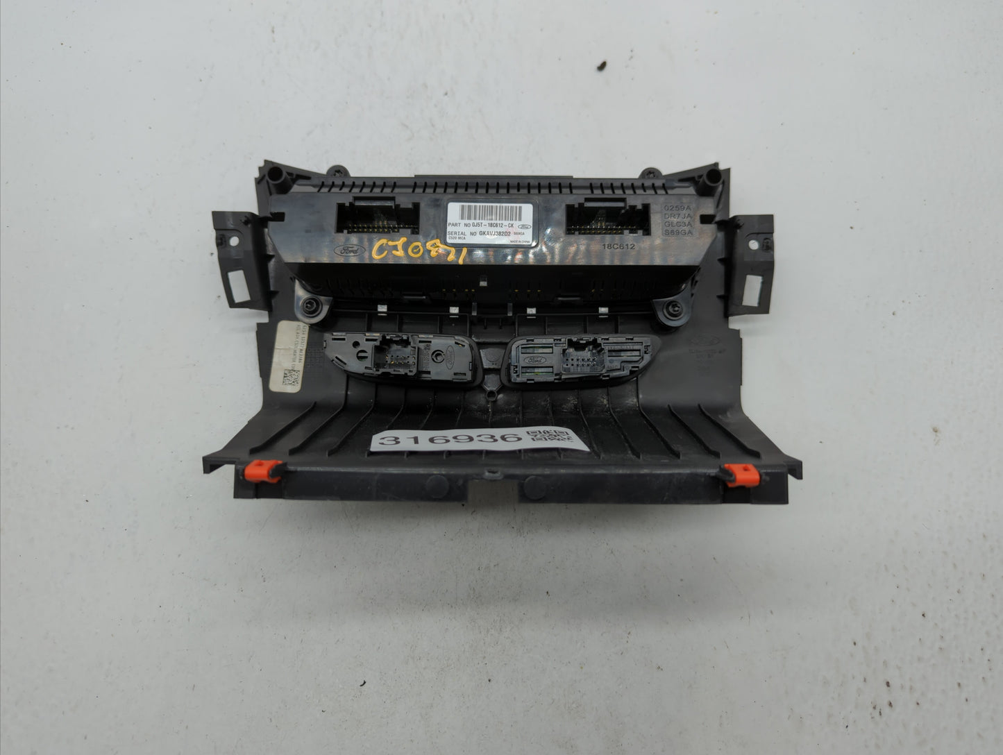 2018-2019 Ford Escape Climate Control Module Temperature AC/Heater Replacement P/N:GJ5T-18C612-CJ GJ5T-18C612-CH Fits OEM Us