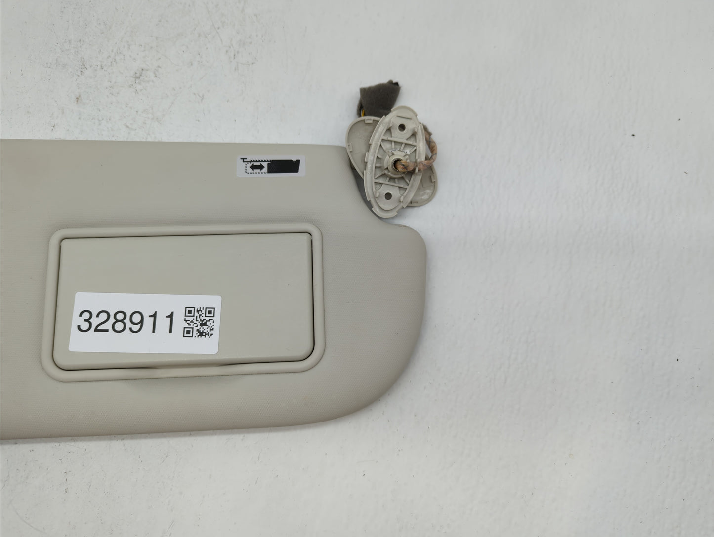 2013-2019 Ford Escape Sun Visor Shade Replacement Passenger Right Mirror Fits Fits 2013 2014 2015 2016 2017 2018 2019 OEM Us