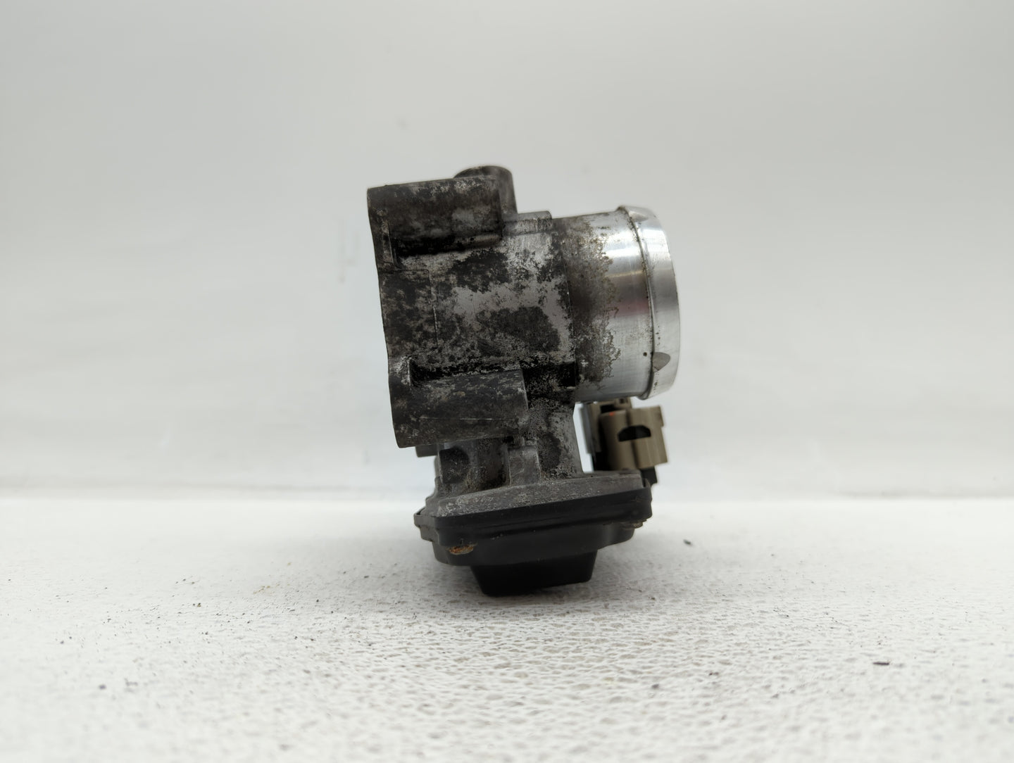 2017-2019 Ford Escape Throttle Body P/N:DS7G-9F991-BB DS7G-9E991-BB, DS7G-9F991-CA Fits Fits 2014 2015 2016 2017 2018 2019 O