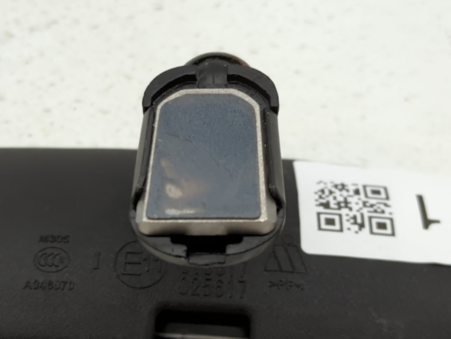 2017-2019 Ford Escape Interior Rear View Mirror Replacement OEM P/N:E11025617 E11015617 Fits Fits 2015 2016 2017 2018 2019 O