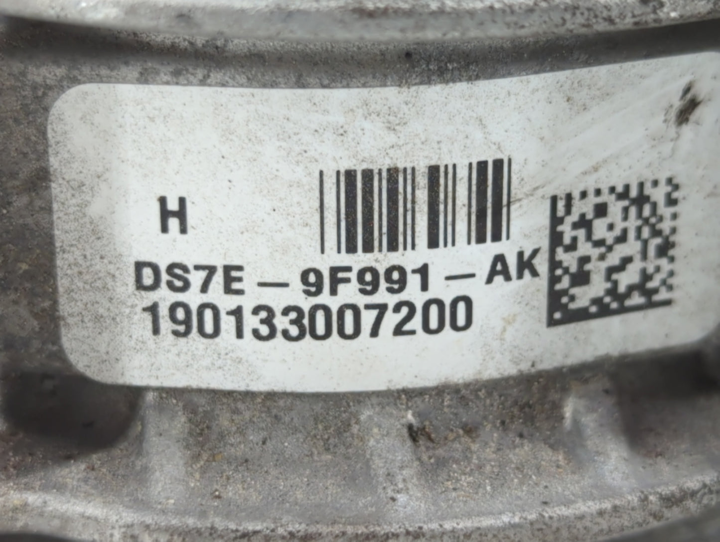 2013-2019 Ford Escape Throttle Body P/N:DS7E-9F991-AK DS7E-9F991-AD Fits Fits 2013 2014 2015 2016 2017 2018 2019 2020 OEM Us