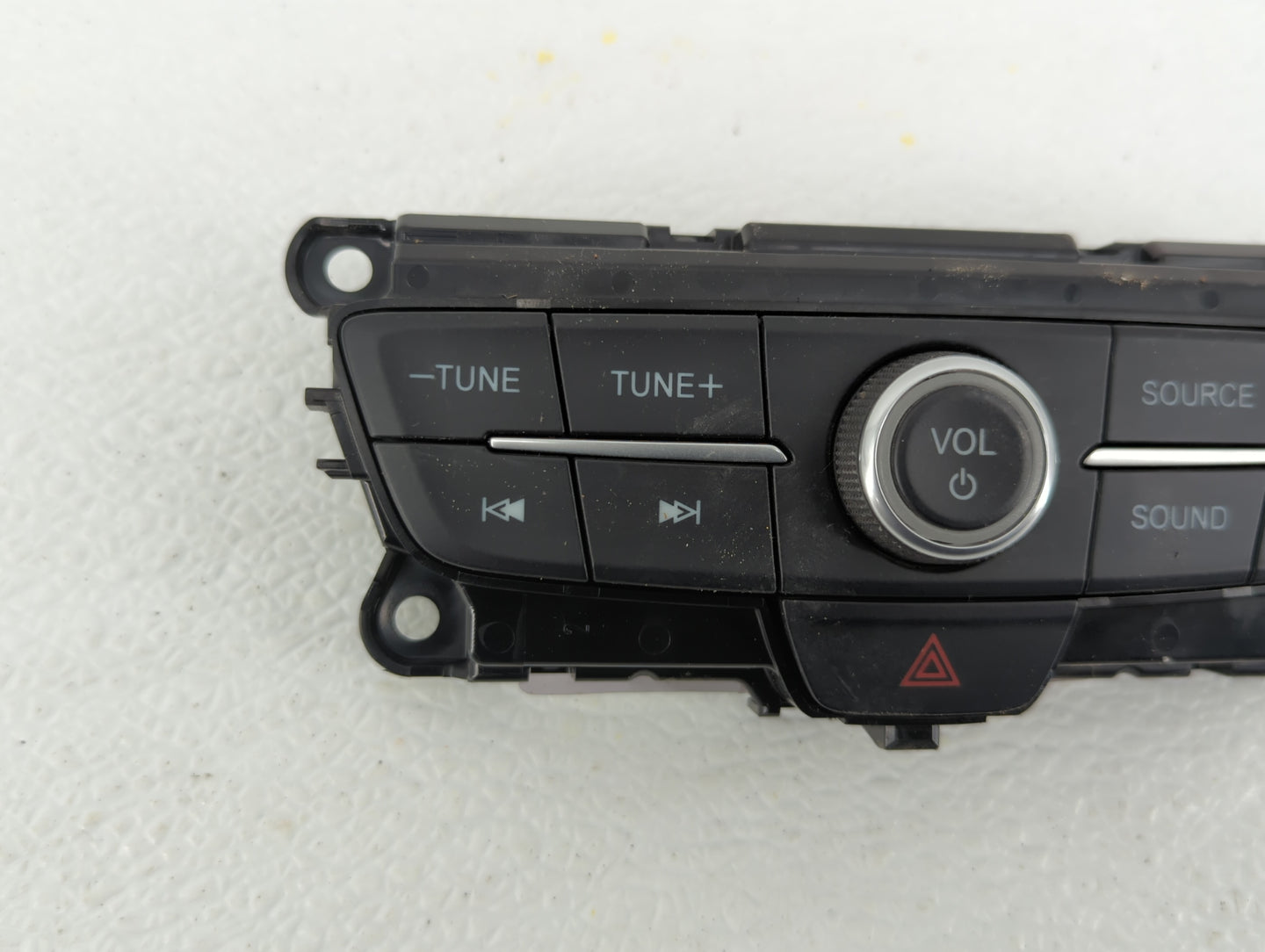 2017-2019 Ford Escape Radio AM FM Cd Player Receiver Replacement P/N:F1CT18K811HC JJ5T-18K811-HA Fits Fits 2017 2018 2019 OE