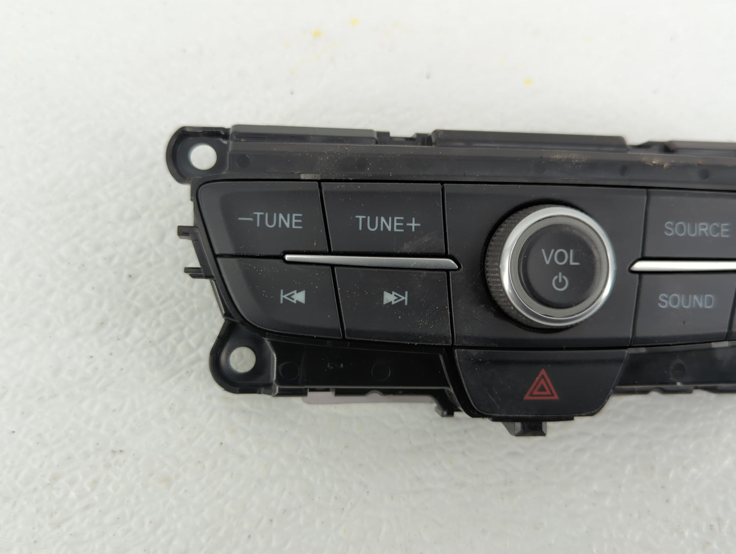 2017-2019 Ford Escape Radio AM FM Cd Player Receiver Replacement P/N:F1CT18K811HC JJ5T-18K811-HA Fits Fits 2017 2018 2019 OE