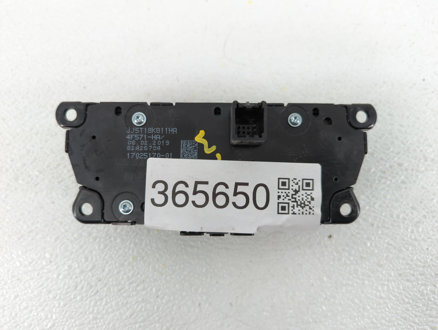 2017-2019 Ford Escape Radio AM FM Cd Player Receiver Replacement P/N:F1CT18K811HC JJ5T-18K811-HA Fits Fits 2017 2018 2019 OE