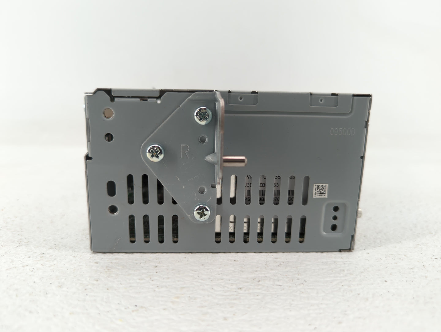 2019 Ford Escape Radio AM FM Cd Player Receiver Replacement P/N:GJ5T-19C107-HA GJ5T-19C107-KA Fits OEM Used Auto Parts - Oem