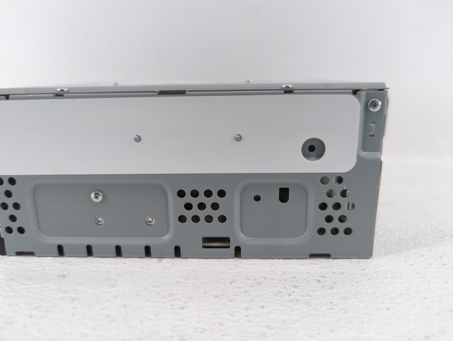 2019 Ford Escape Radio AM FM Cd Player Receiver Replacement P/N:GJ5T-19C107-HA GJ5T-19C107-KA Fits OEM Used Auto Parts - Oem