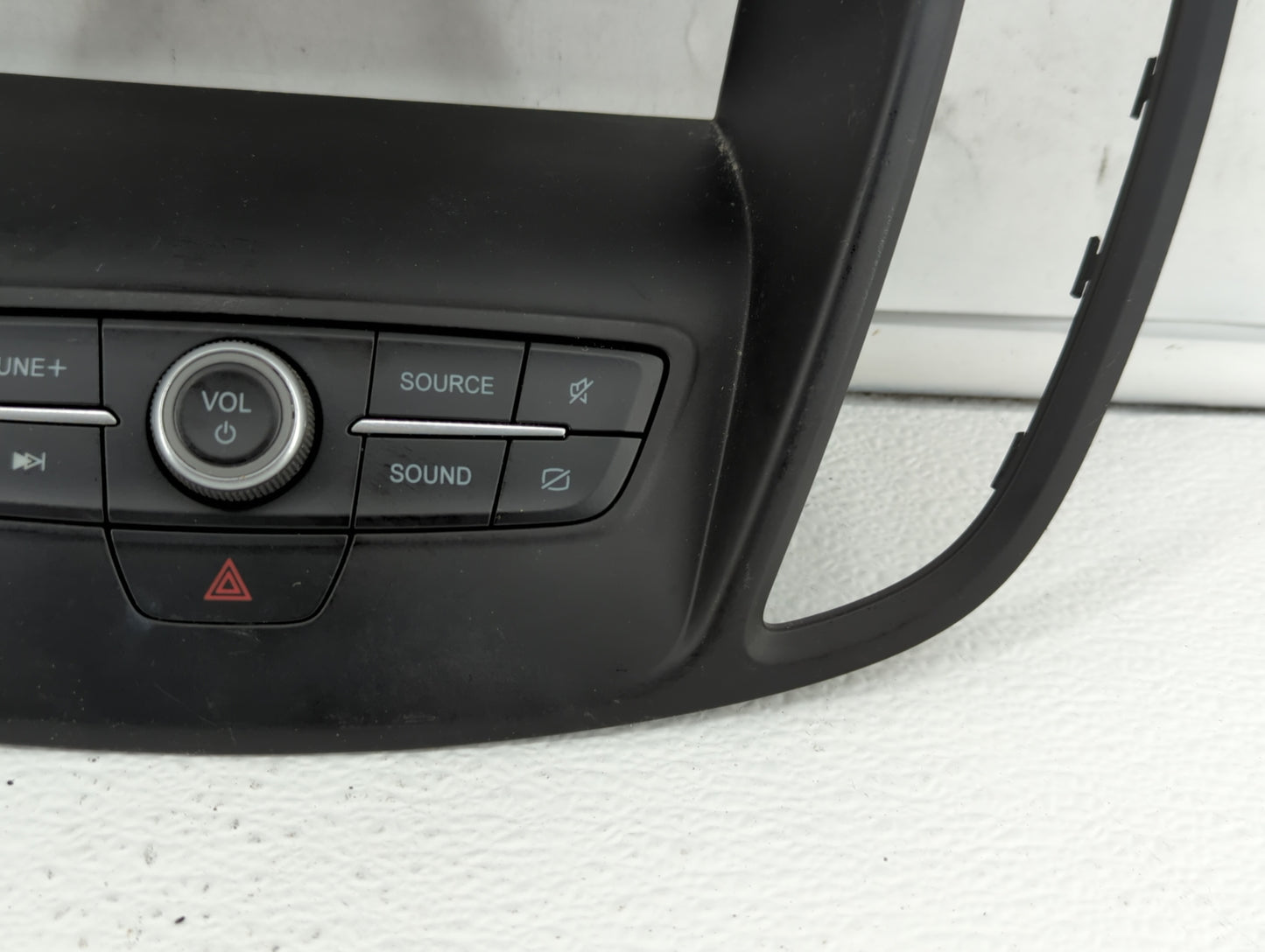 2017-2019 Ford Escape Radio Control Panel - Oemusedautoparts1.com