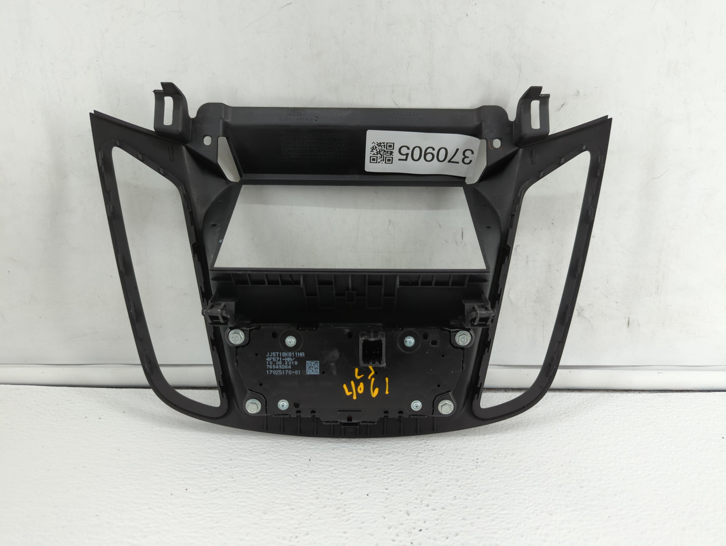 2017-2019 Ford Escape Radio Control Panel - Oemusedautoparts1.com