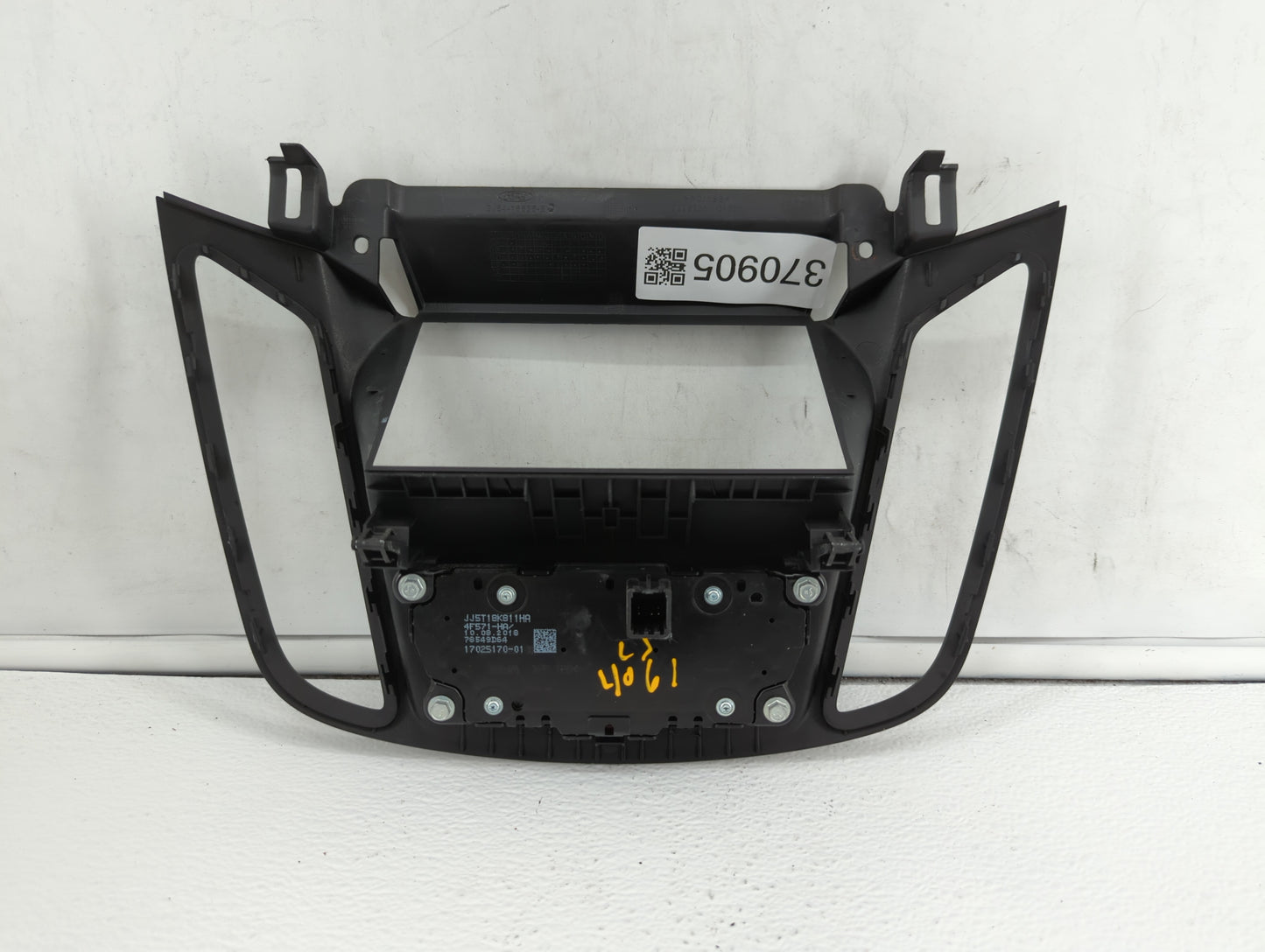 2017-2019 Ford Escape Radio Control Panel - Oemusedautoparts1.com