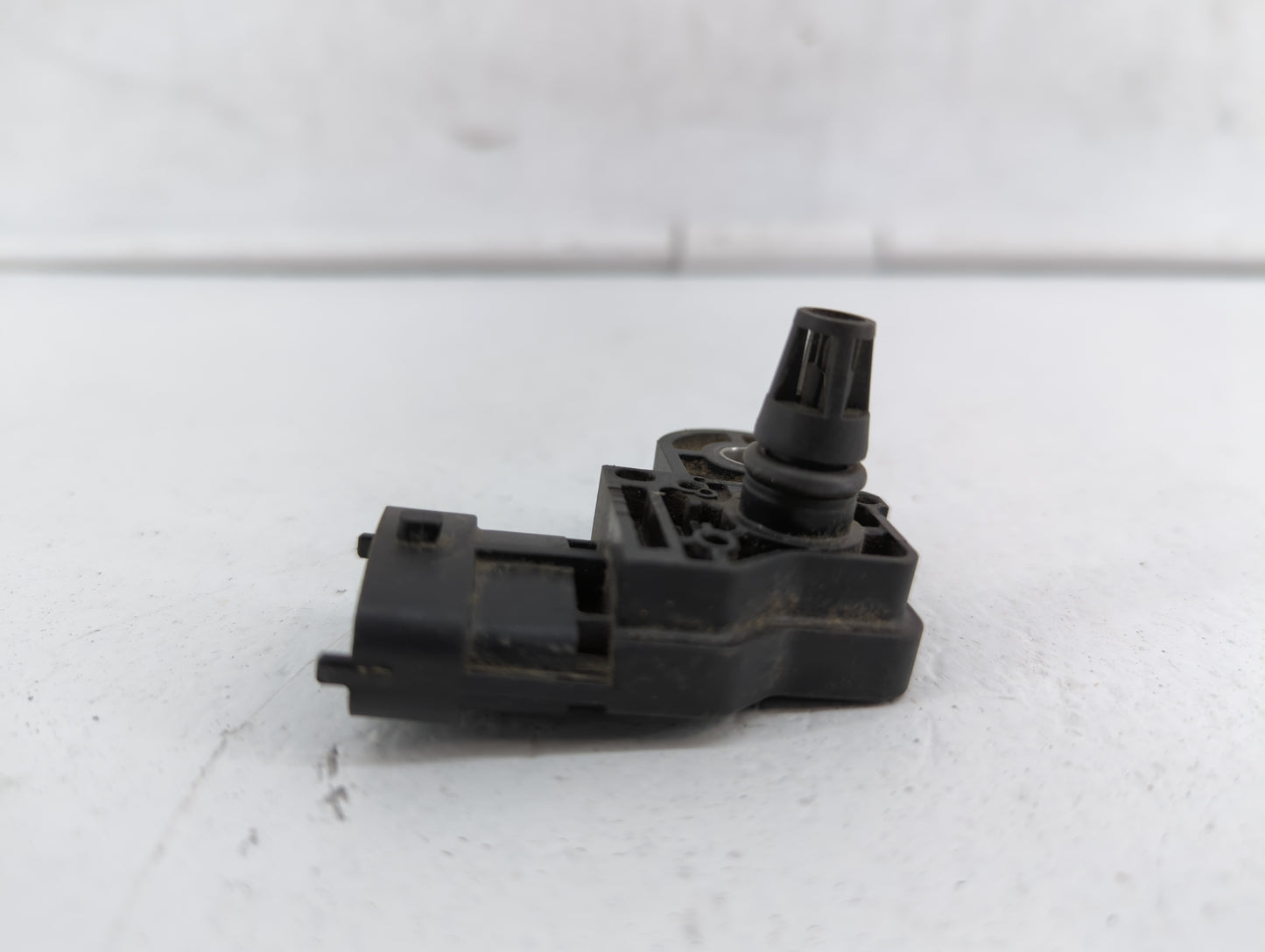 2017-2019 Ford Escape Mass Air Flow Meter Maf - Oemusedautoparts1.com