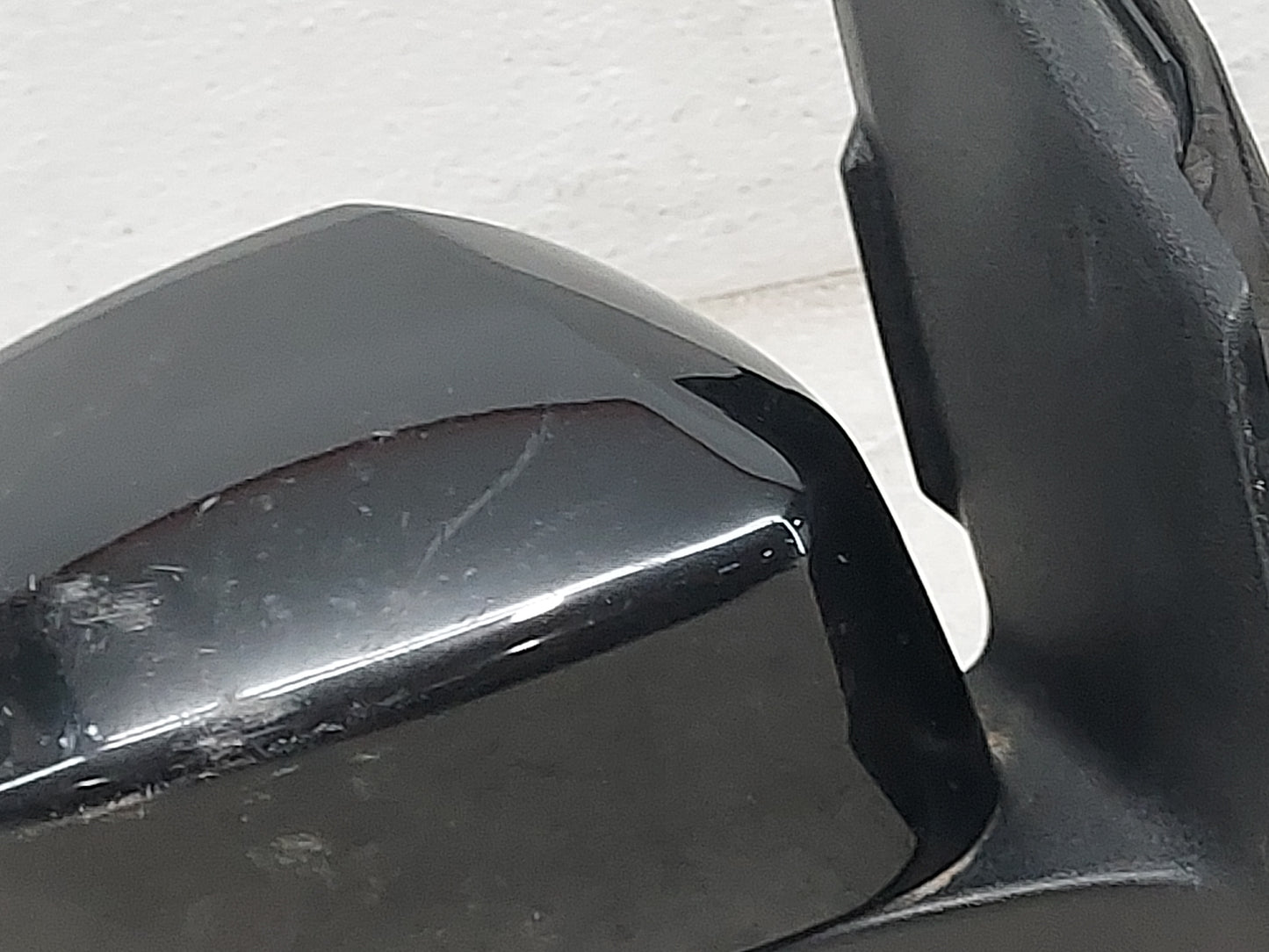 2017-2019 Ford Escape Passenger Side View Mirror - Right Door Mirror OEM Used - Oemusedautoparts1.com