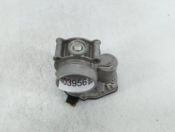 2013-2019 Ford Escape Throttle Body P/N:DS7E-9F991-AG DS7E-9F991-AK Fits Fits 2013 2014 2015 2016 2017 2018 2019 2020 OEM Used Auto Parts