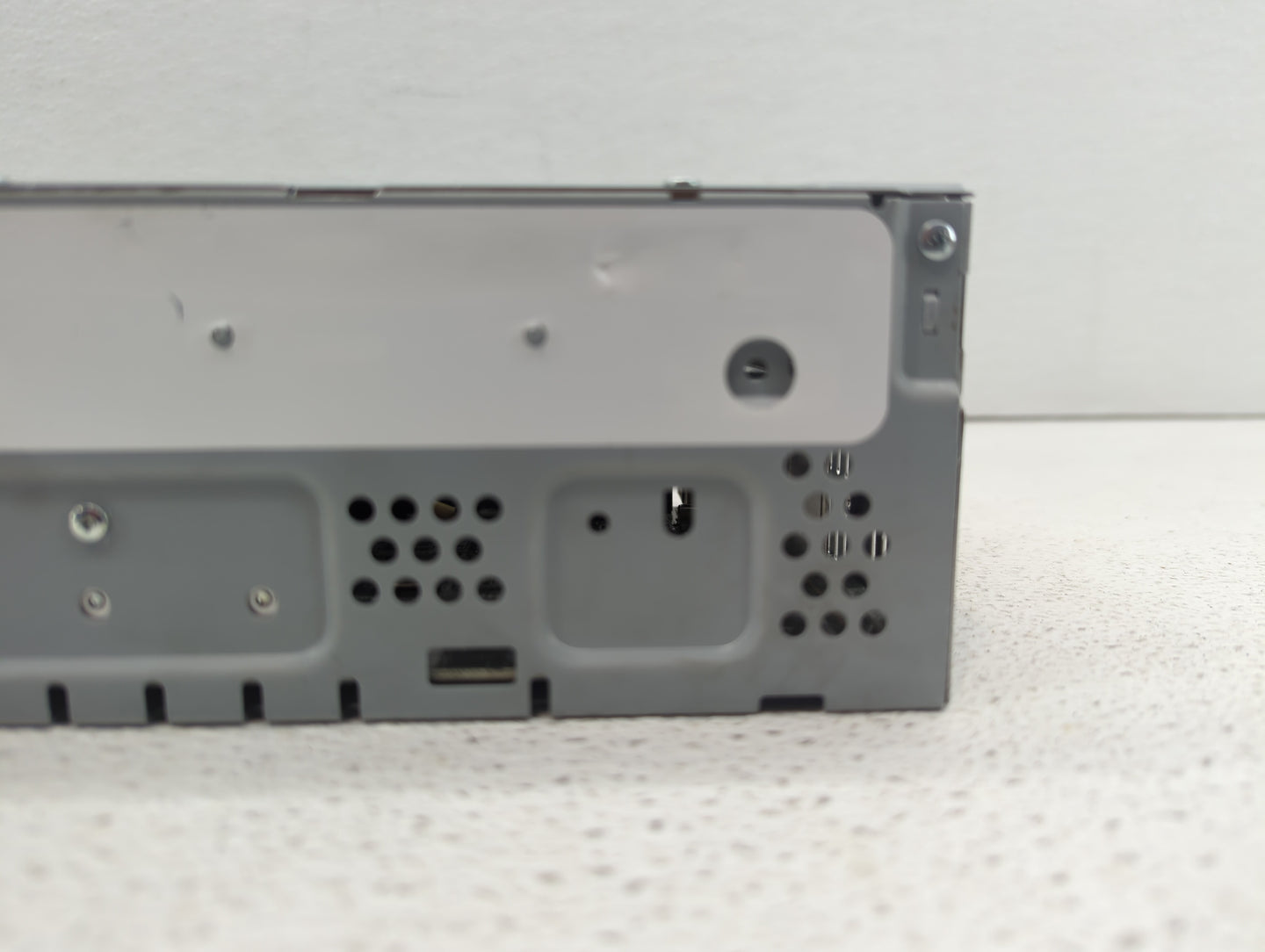 2019-2019 Ford Escape Am Fm Cd Player Radio Receiver - Oemusedautoparts1.com