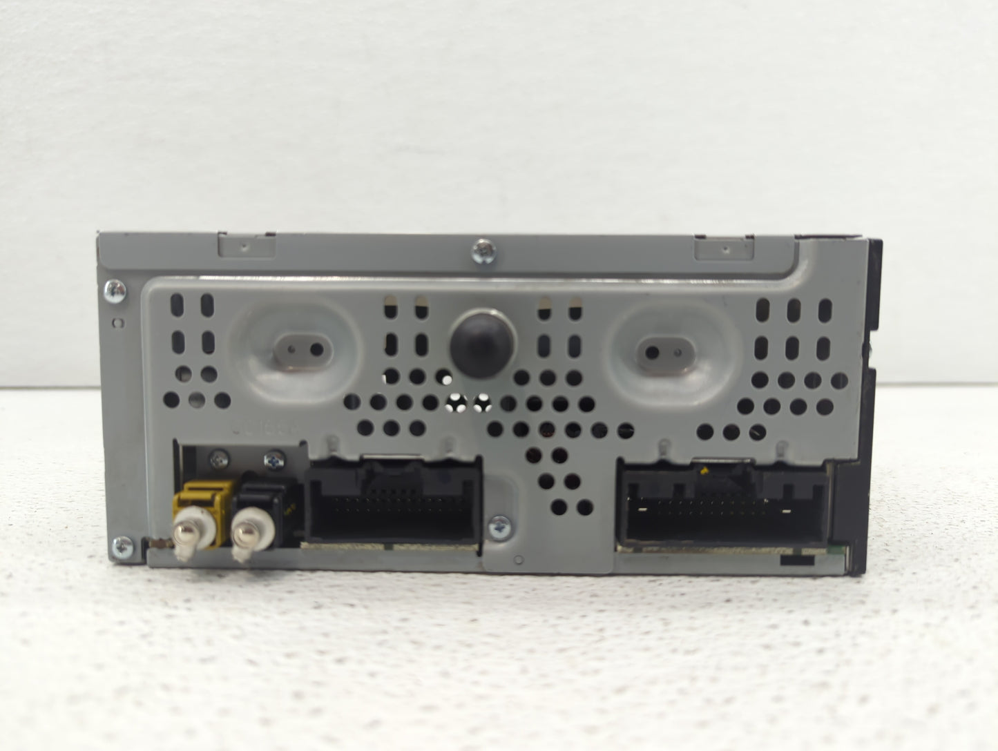 2019-2019 Ford Escape Am Fm Cd Player Radio Receiver - Oemusedautoparts1.com