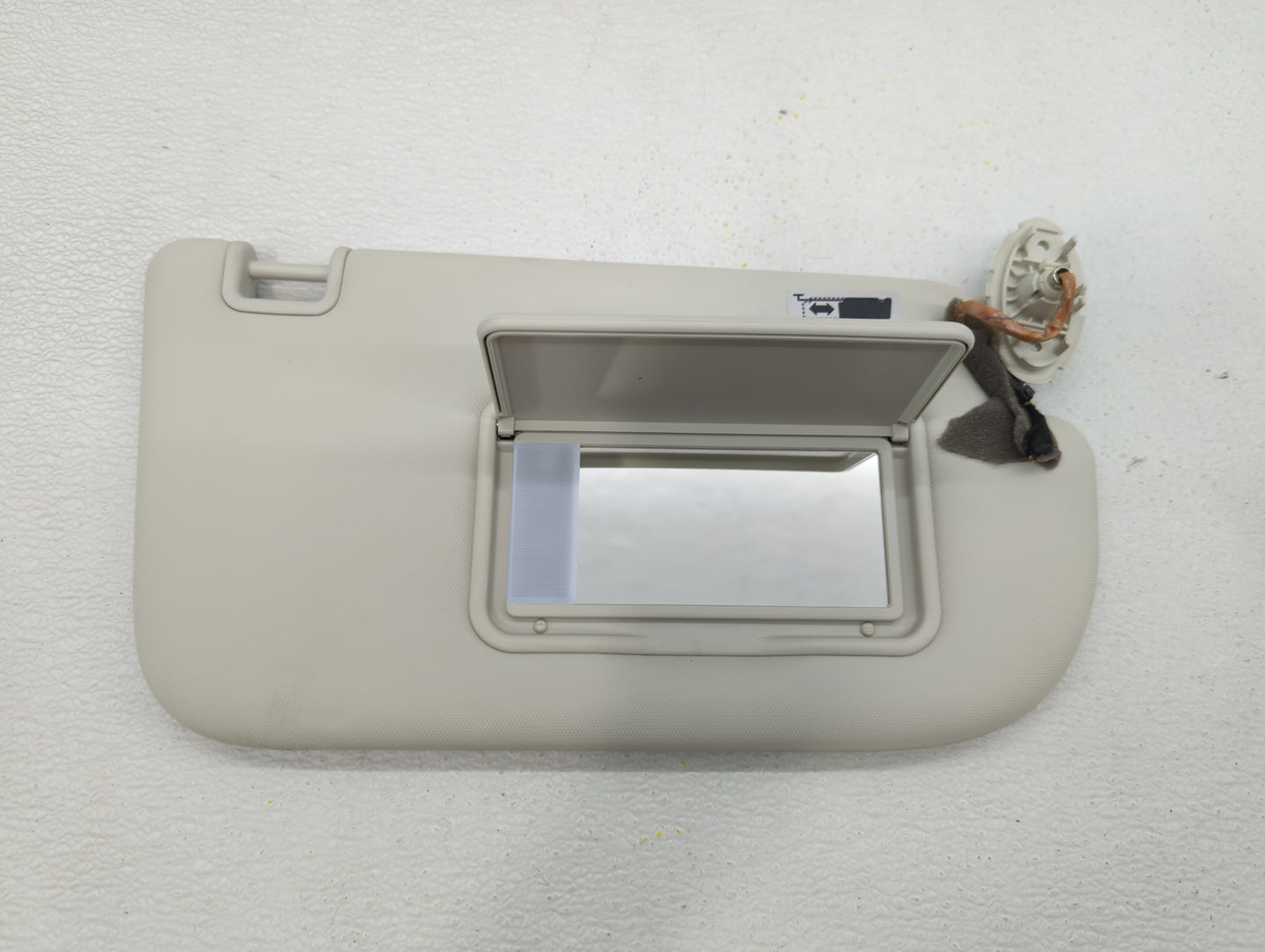 2013-2019 Ford Escape Sun Visor Shade Replacement Passenger Right Mirror Fits Fits 2013 2014 2015 2016 2017 2018 2019 OEM Us