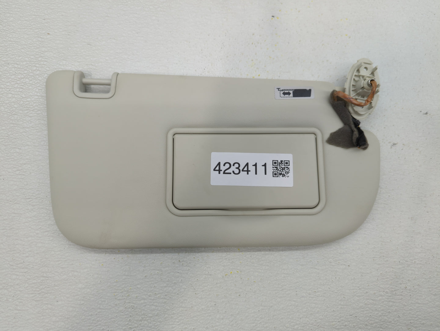 2013-2019 Ford Escape Sun Visor Shade Replacement Passenger Right Mirror Fits Fits 2013 2014 2015 2016 2017 2018 2019 OEM Us