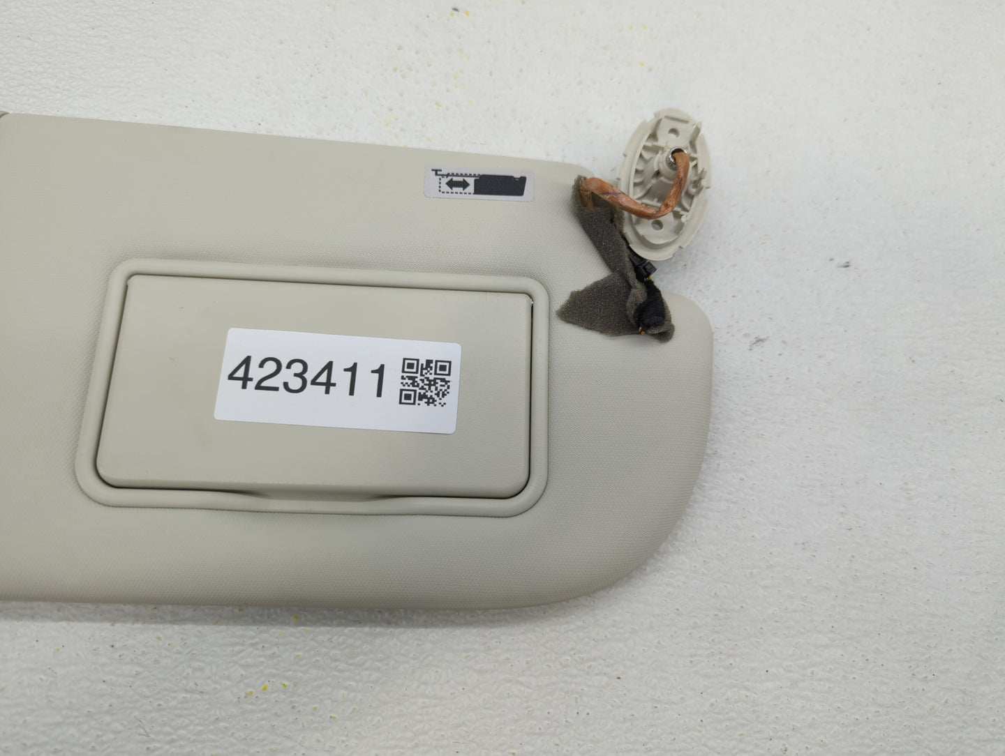 2013-2019 Ford Escape Sun Visor Shade Replacement Passenger Right Mirror Fits Fits 2013 2014 2015 2016 2017 2018 2019 OEM Us