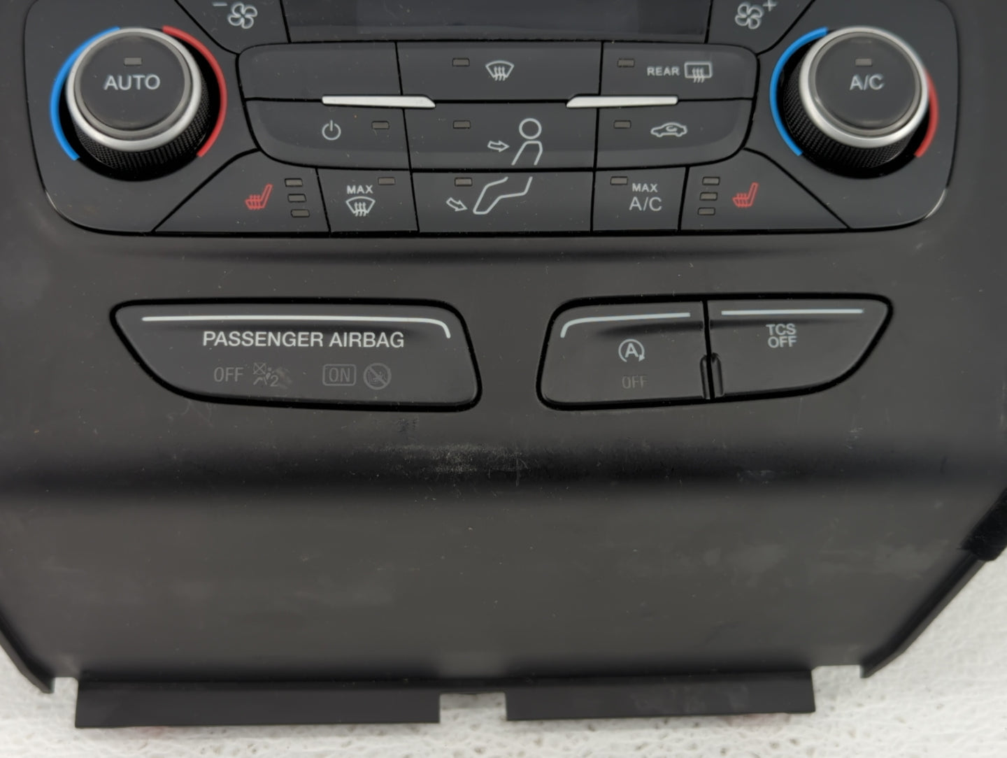 2018-2019 Ford Escape Climate Control Module Temperature AC/Heater Replacement P/N:GJ5T-18C612-CJ GJ5T-18C612-CH Fits OEM Us