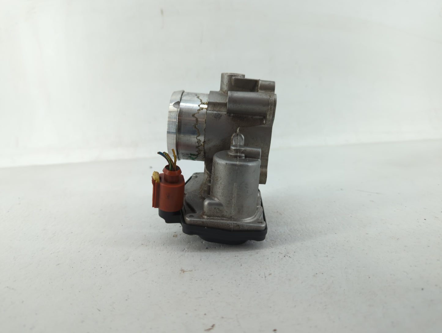 2017-2019 Ford Escape Throttle Body P/N:DS7G-9F991-BB DS7G-9F991-CA Fits Fits 2014 2015 2016 2017 2018 2019 2020 OEM Used Au
