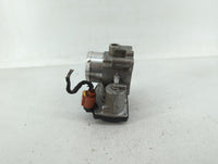 2017-2019 Ford Escape Throttle Body P/N:DS7G-9F991-BB DS7G-9F991-CA Fits Fits 2014 2015 2016 2017 2018 2019 2020 OEM Used Au