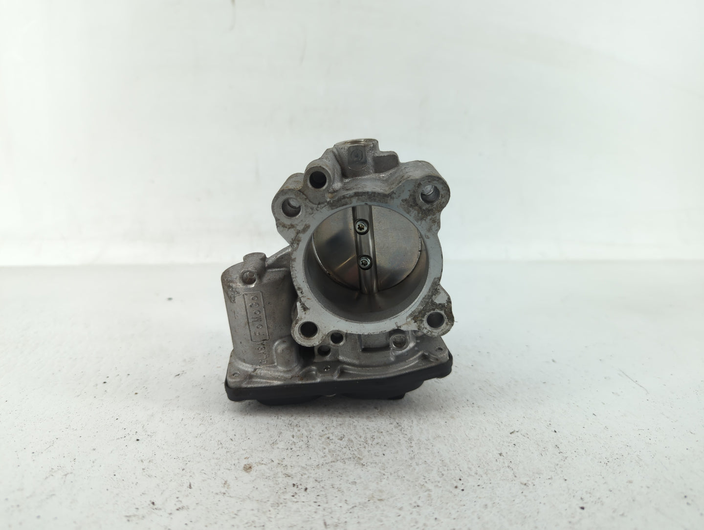 2017-2019 Ford Escape Throttle Body P/N:DS7G-9F991-BB DS7G-9F991-CA Fits Fits 2014 2015 2016 2017 2018 2019 2020 OEM Used Au