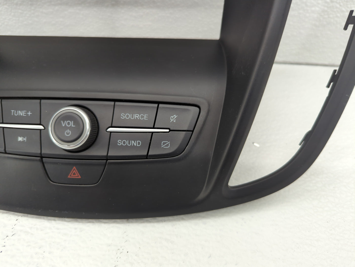 2017-2019 Ford Escape Radio Control Panel - Oemusedautoparts1.com