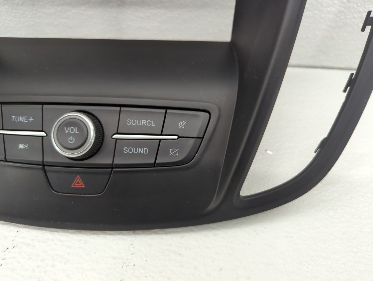 2017-2019 Ford Escape Radio Control Panel - Oemusedautoparts1.com