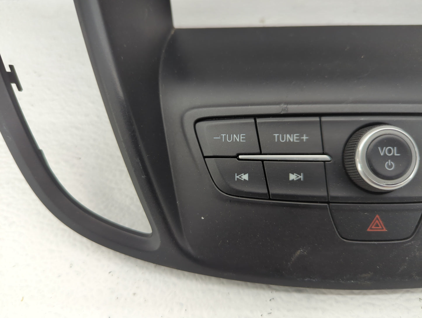 2017-2019 Ford Escape Radio Control Panel - Oemusedautoparts1.com