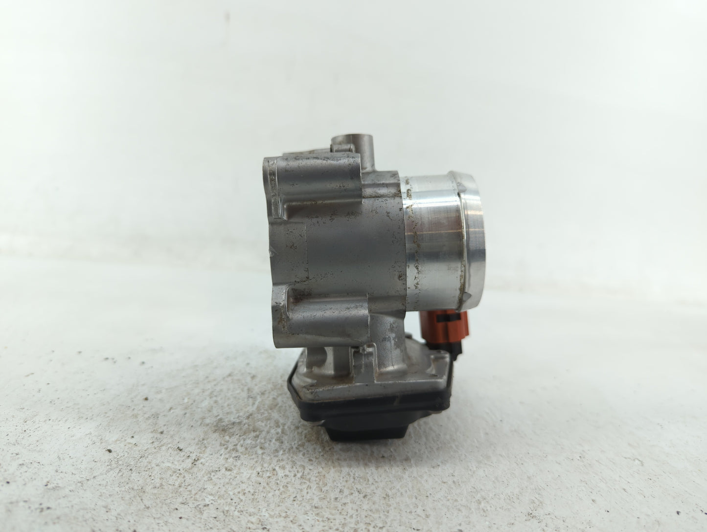 2017-2019 Ford Escape Throttle Body P/N:DS7G-9F991-BB DS7G-9F991-CA Fits Fits 2014 2015 2016 2017 2018 2019 2020 OEM Used Au