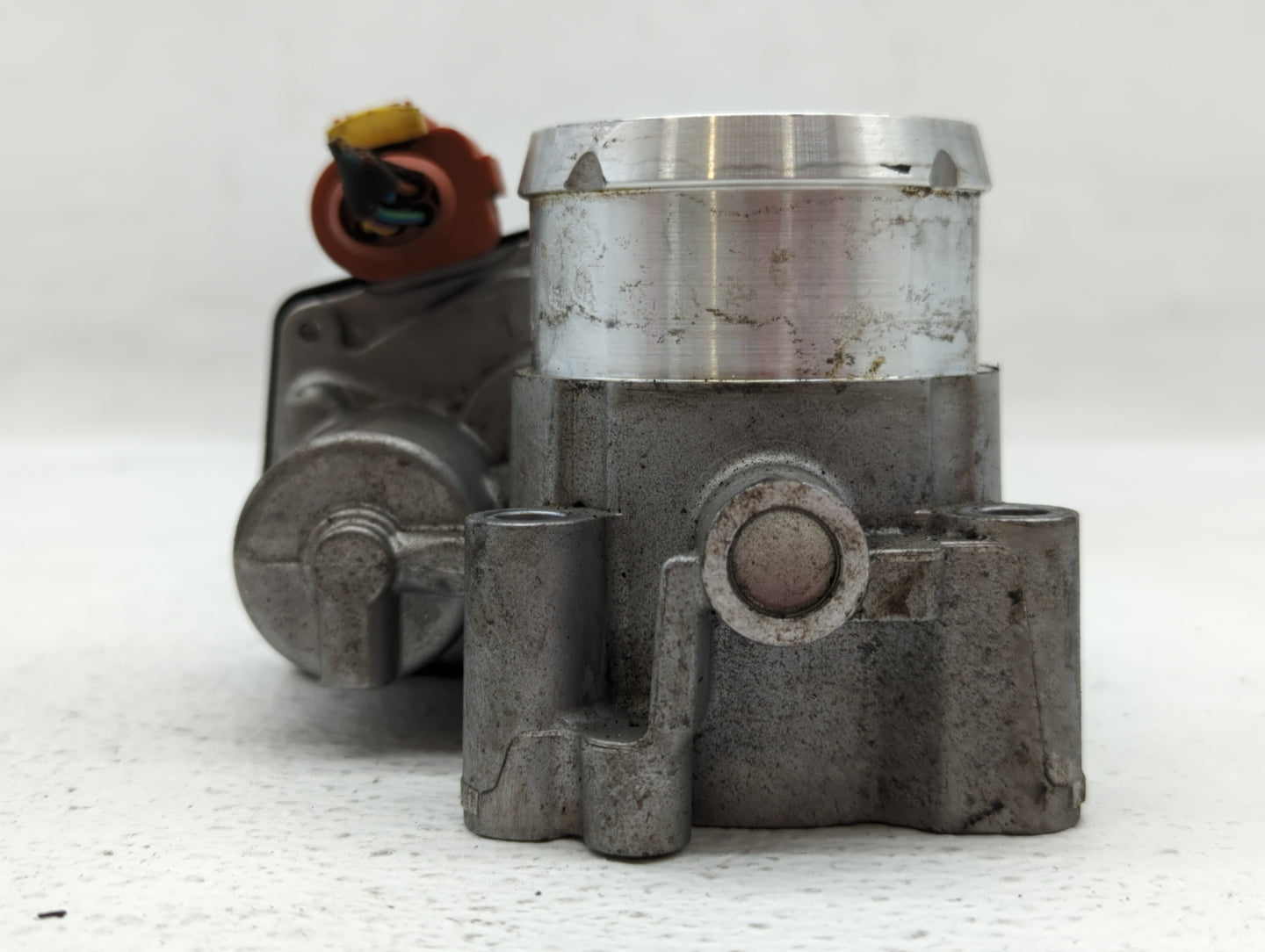 2017-2019 Ford Escape Throttle Body P/N:DS7G-9F991-BB DS7G-9F991-CA Fits Fits 2014 2015 2016 2017 2018 2019 2020 OEM Used Au