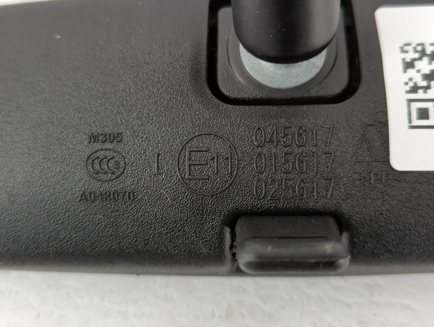 2017-2019 Ford Escape Interior Rear View Mirror Replacement OEM P/N:E11025617 E11015617 Fits Fits 2015 2016 2017 2018 2019 O