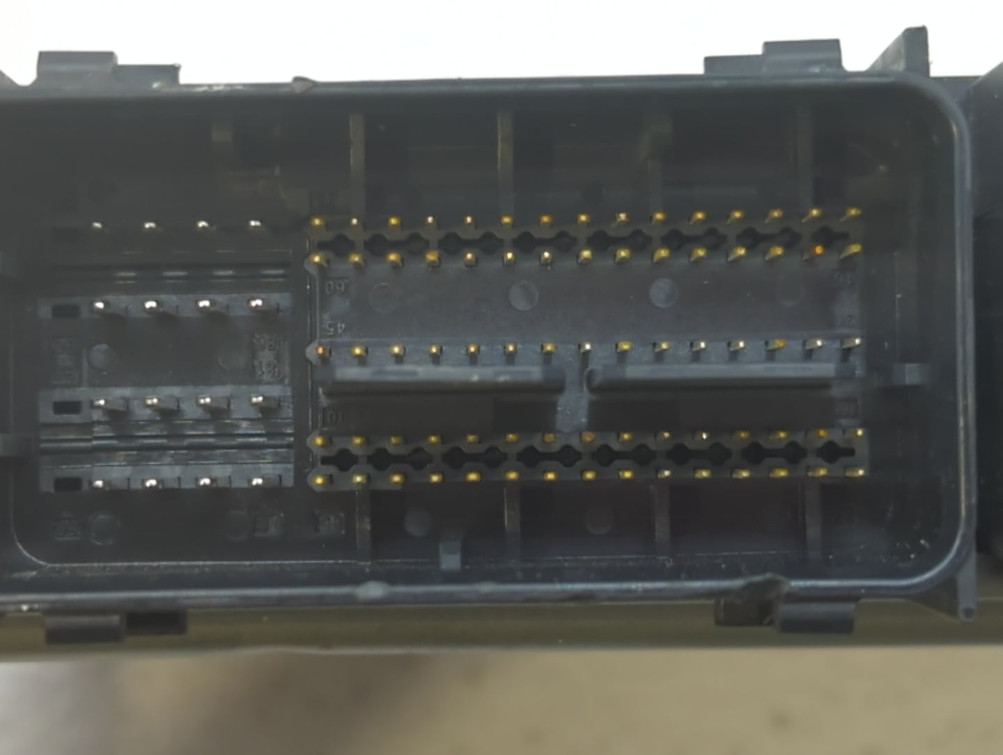 2017-2019 Ford Escape PCM Engine Control Computer ECU ECM PCU OEM P/N:HJ5A-12A650-MA FV6A-12B684-AB Fits Fits 2017 2018 2019