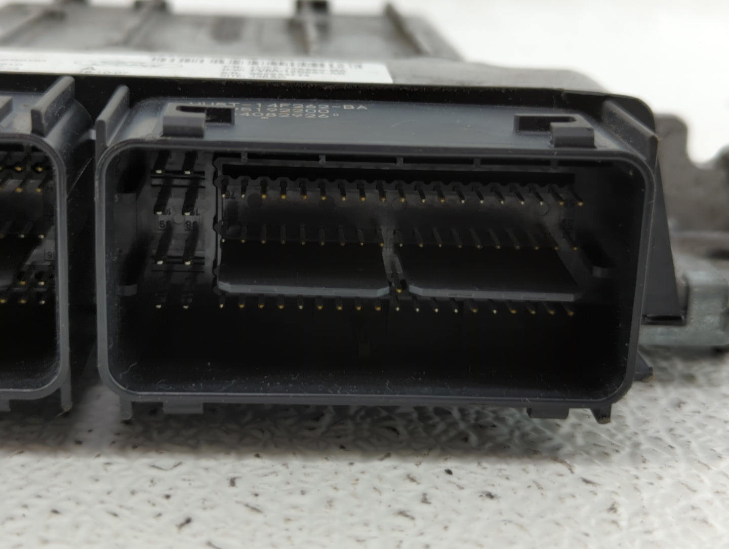 2017-2019 Ford Escape PCM Engine Control Computer ECU ECM PCU OEM P/N:HJ5A-12A650-MA FV6A-12B684-AB Fits Fits 2017 2018 2019