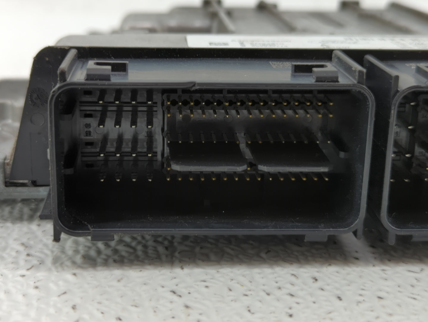 2017-2019 Ford Escape PCM Engine Control Computer ECU ECM PCU OEM P/N:HJ5A-12A650-MA FV6A-12B684-AB Fits Fits 2017 2018 2019