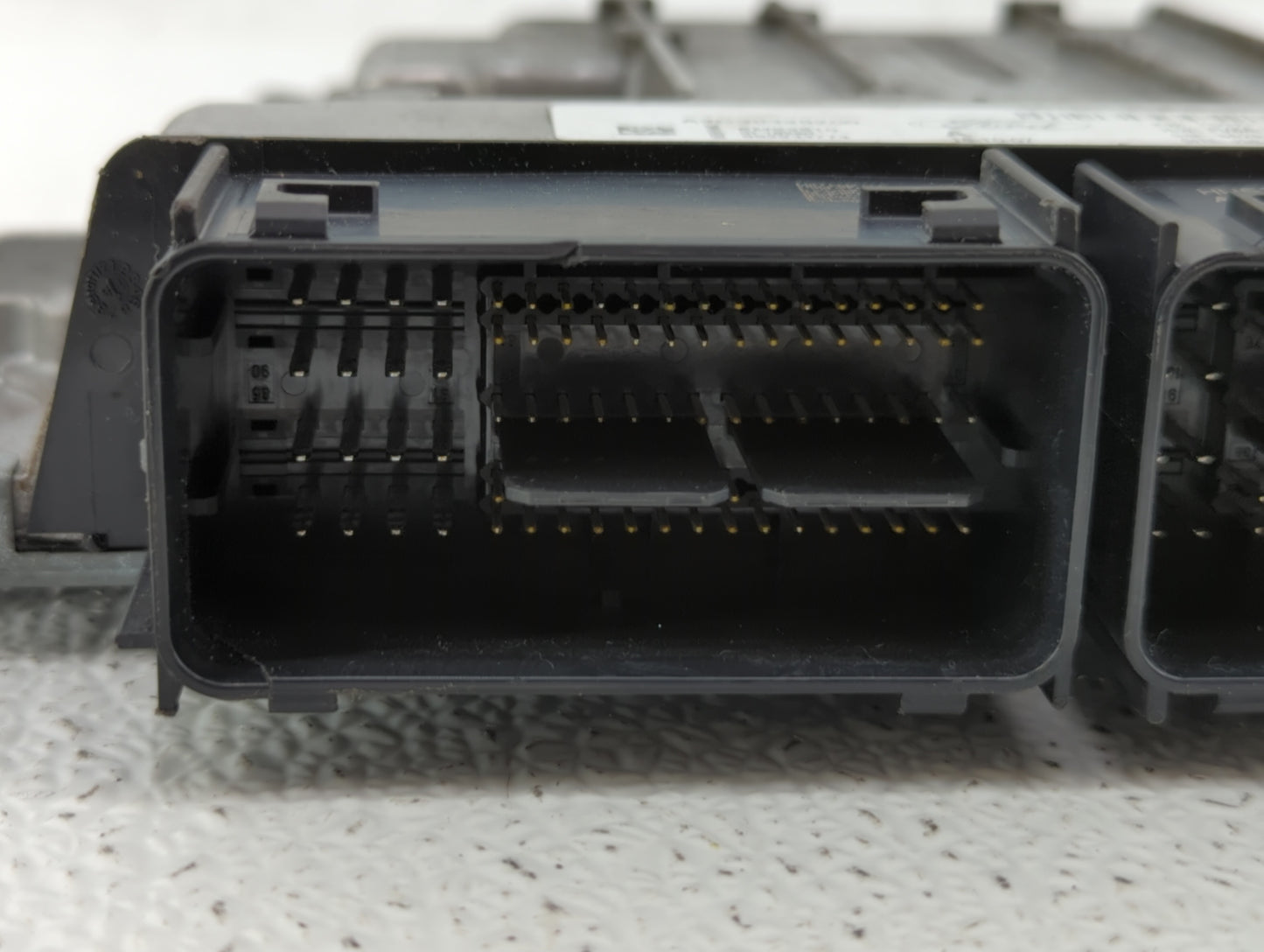 2017-2019 Ford Escape PCM Engine Control Computer ECU ECM PCU OEM P/N:HJ5A-12A650-MA FV6A-12B684-AB Fits Fits 2017 2018 2019