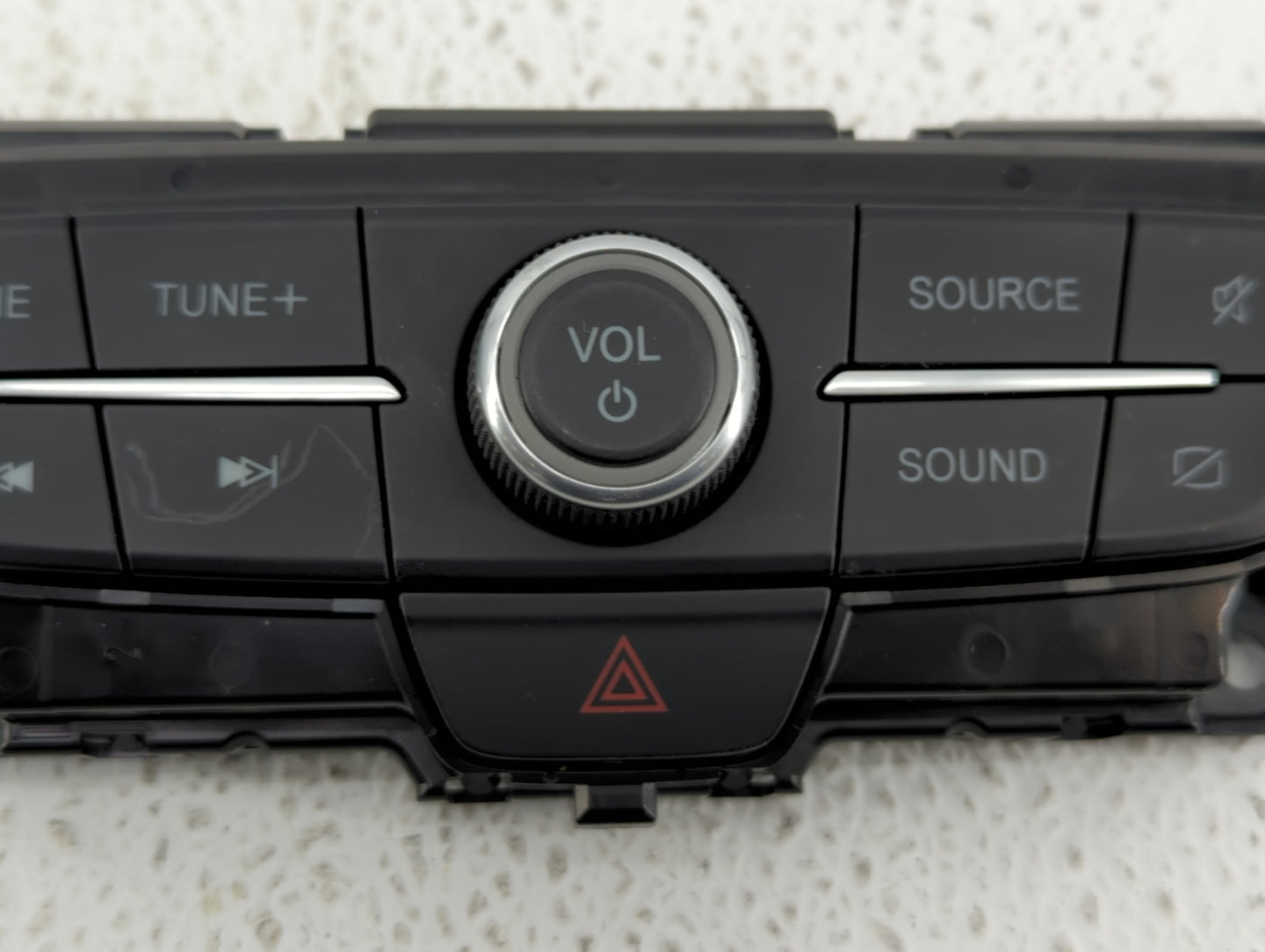 2017-2019 Ford Escape Radio Control Panel - Oemusedautoparts1.com