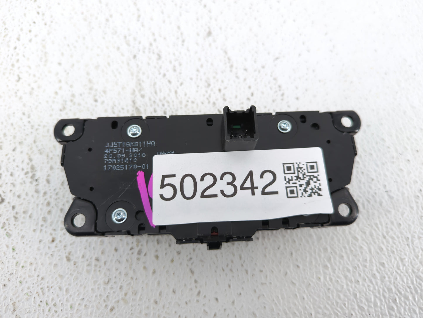 2017-2019 Ford Escape Radio Control Panel - Oemusedautoparts1.com