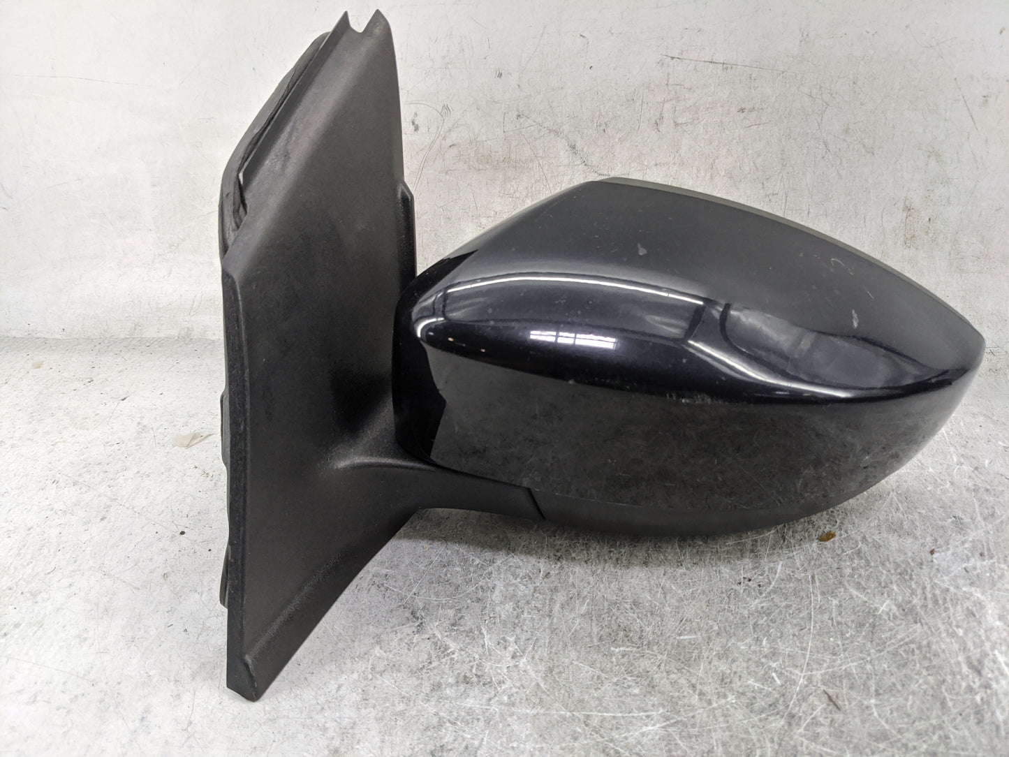 2017-2019 Ford Escape Driver Side View Mirror - Left Door Mirror OEM Used - Oemusedautoparts1.com
