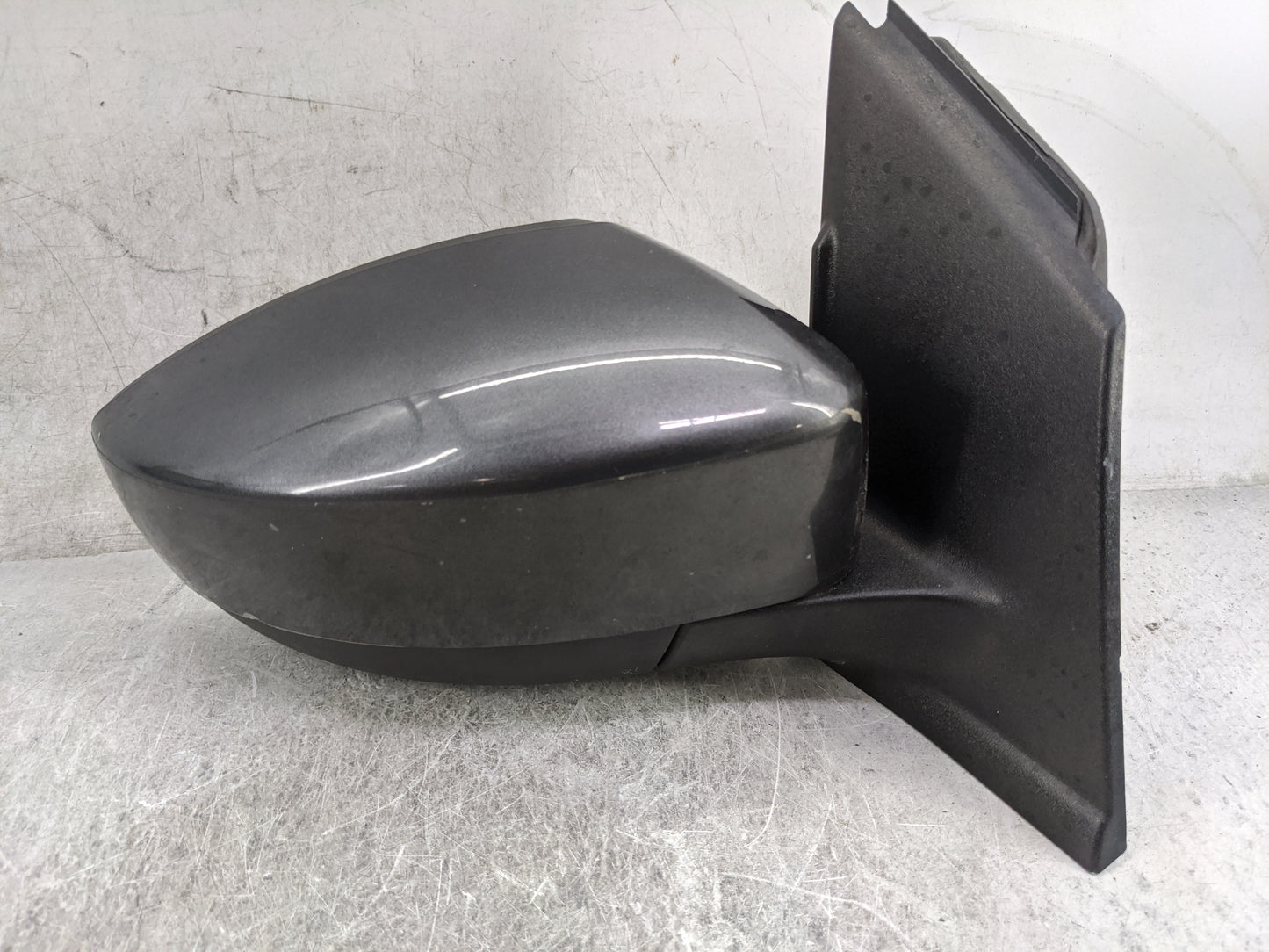 2017-2019 Ford Escape Passenger Side View Mirror - Right Door Mirror OEM Used - Oemusedautoparts1.com