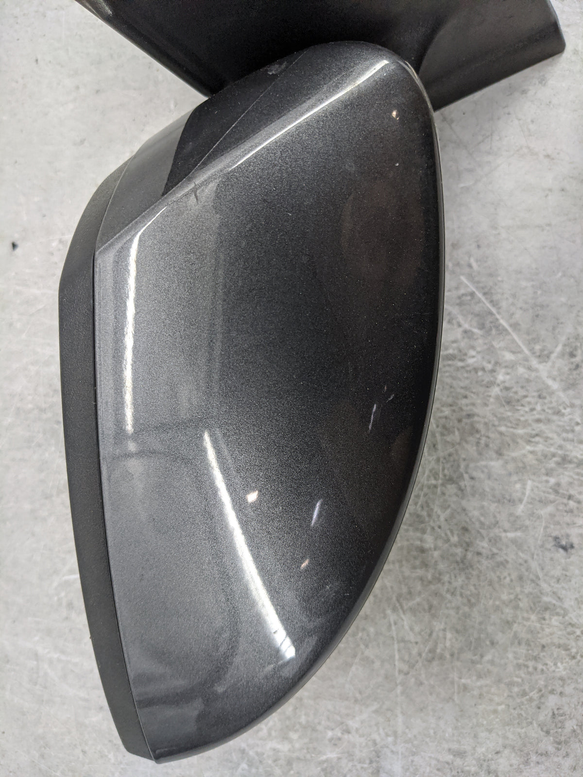 2017-2019 Ford Escape Passenger Side View Mirror - Right Door Mirror OEM Used - Oemusedautoparts1.com