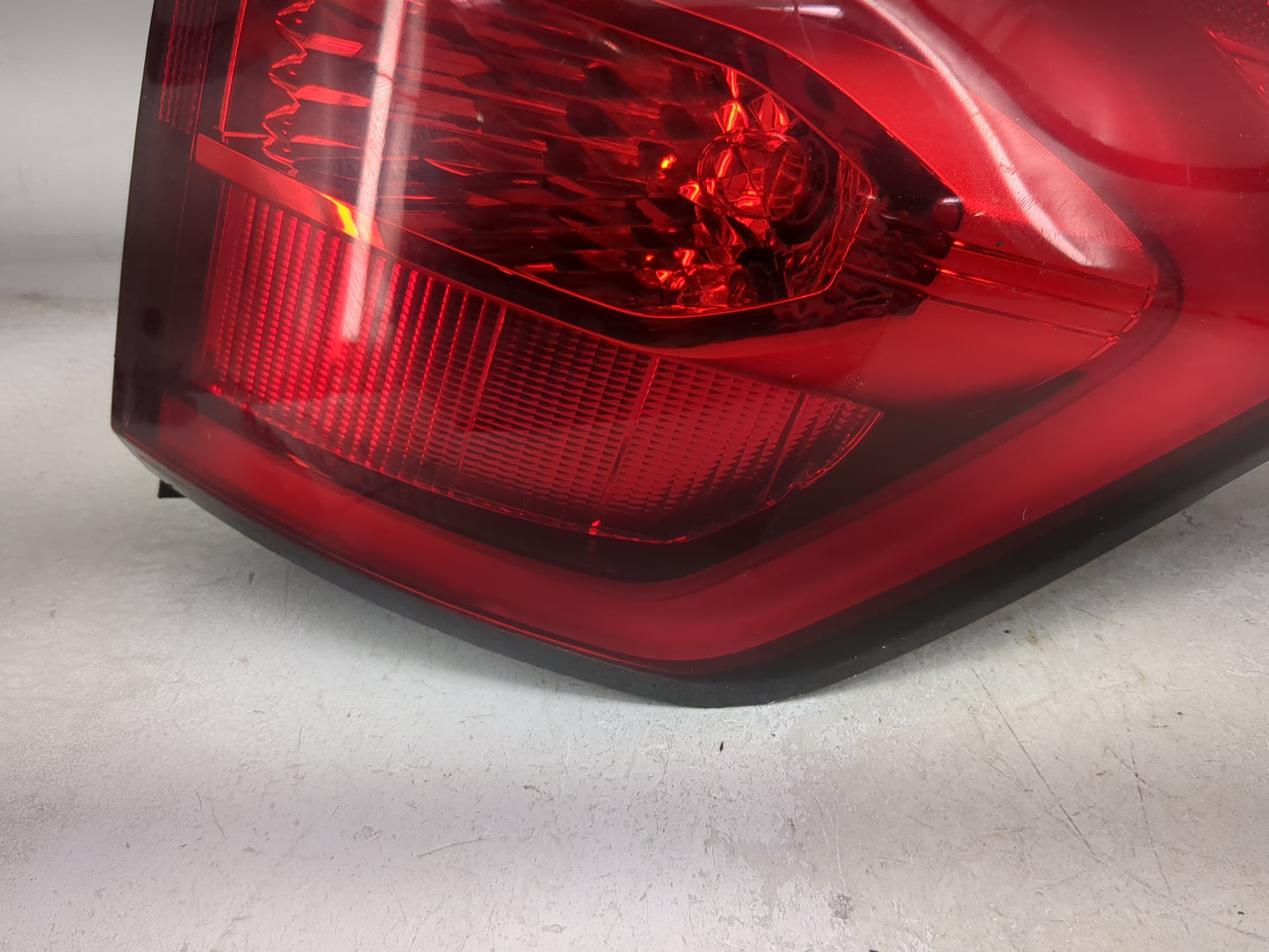 2019 Ford Escape Tail Light Assembly Passenger Right OEM P/N:KJ54-13404-AB Fits OEM Used Auto Parts - Oemusedautoparts1.com