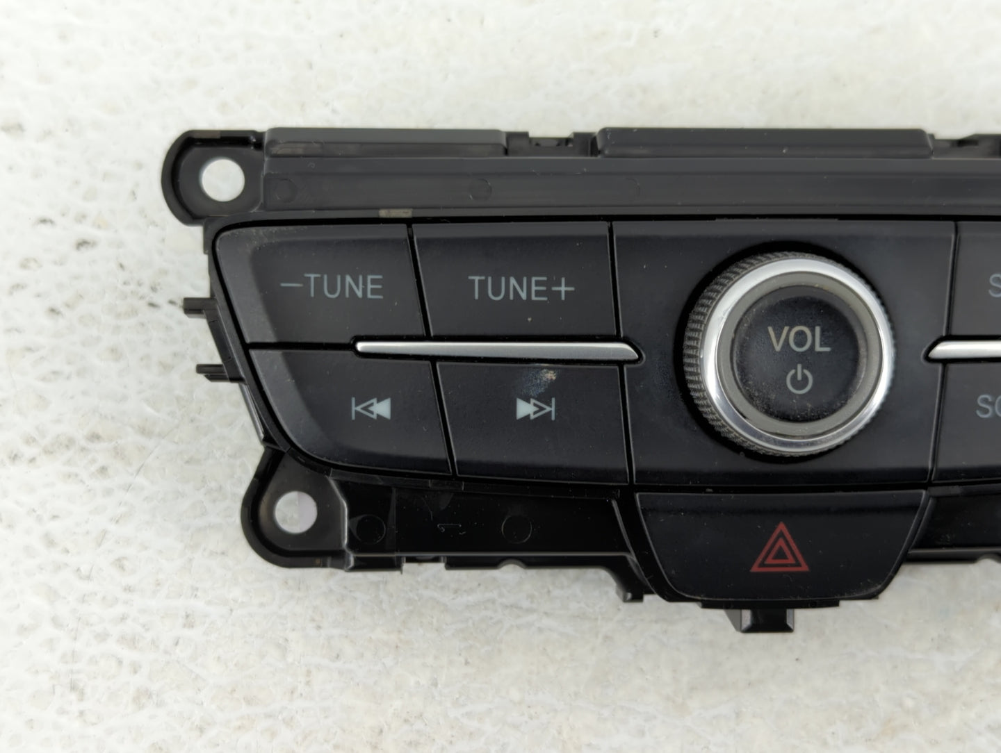 2017-2019 Ford Escape Radio Control Panel 504530 - Oemusedautoparts1.com