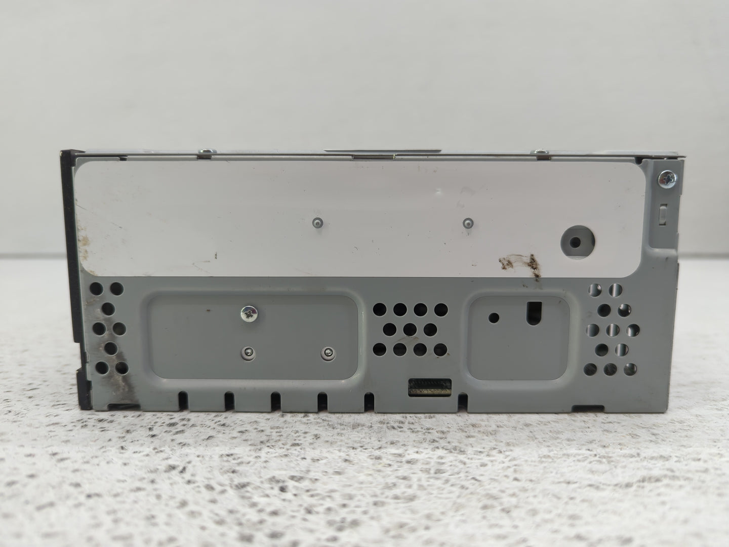 2019 Ford Escape Radio AM FM Cd Player Receiver Replacement P/N:GJ5T-19C107-KA GJ5T-19C107-HA Fits OEM Used Auto Parts - Oem