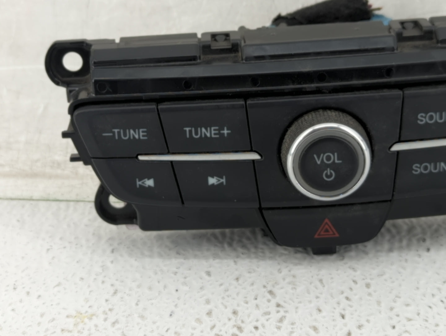 2017-2019 Ford Escape Radio Control Panel - Oemusedautoparts1.com